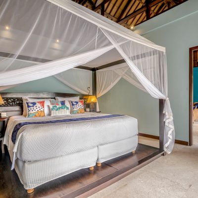 Kupu Kupu Suite